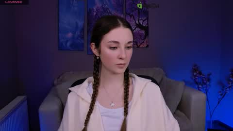 Alisa online show from January 7, 2026, 8:11 pm