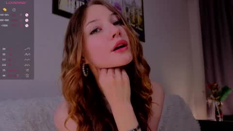 Snapshot of alisavine chatting on June 6, 2026, 7:29 pm Alisa online show from June 6, 2026, 7:29 pm