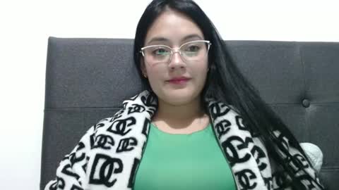 alisha_9997 online show from September 21, 2025, 1:18 am