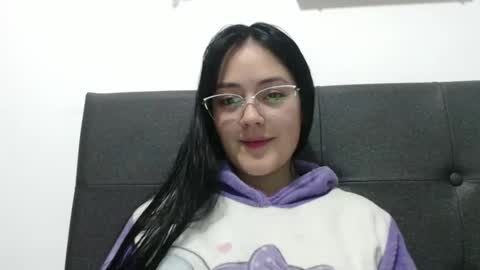 alisha_9997 online show from October 12, 2025, 11:59 pm