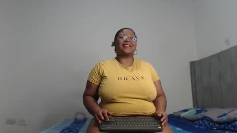 Snapshot of alisha_charm1 chatting on February 2, 2026, 1:21 pm Alisha charm1 online show from February 2, 2026, 1:21 pm