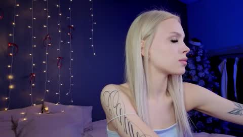 Snapshot of alishaaneta chatting on February 13, 2026, 12:01 pm Alisha online show from February 13, 2026, 12:01 pm