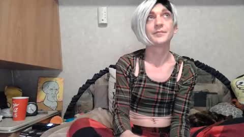 Alisha online show from November 16, 2025, 9:15 am