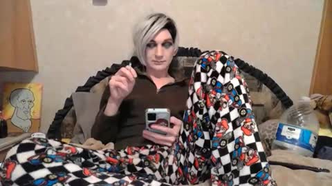 Alisha online show from December 21, 2025, 5:47 am