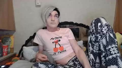 Alisha online show from February 19, 2026, 2:07 am