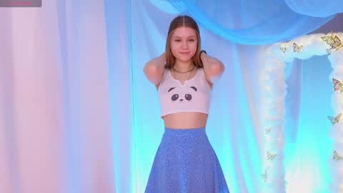 Alisia online show from January 28, 2025, 7:22 am