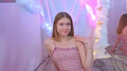 Alisia online show from October 10, 2025, 9:30 am