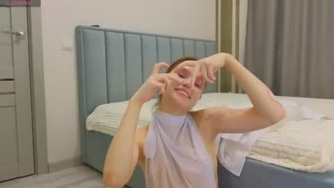 Alisia online show from July 28, 2026, 7:39 pm