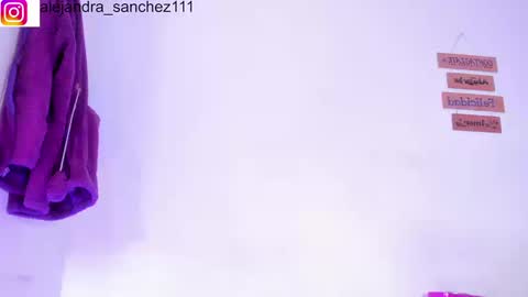 Alisia online show from September 19, 2025, 9:26 pm