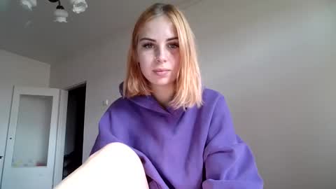 Alisa online show from September 25, 2025, 8:18 am