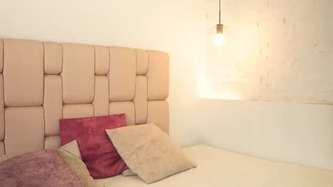 A L I S O N  online show from December 14, 2025, 12:43 pm