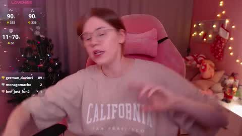 Snapshot of alison_doody chatting on January 5, 2026, 5:27 pm Alison online show from January 5, 2026, 5:27 pm