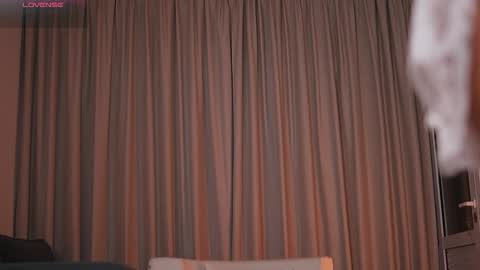 Alison  online show from February 5, 2026, 12:04 am