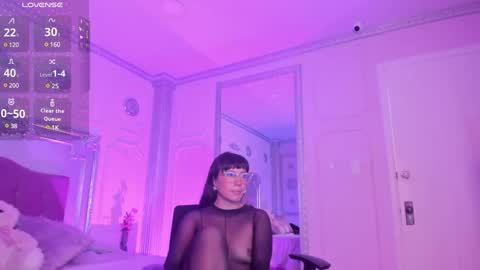 Alison Fishert online show from March 6, 2025, 11:58 am