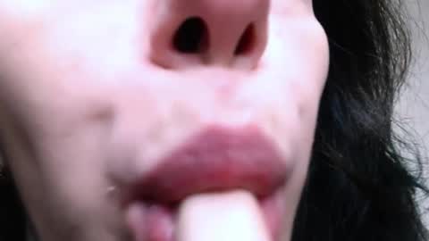 Alissa online show from November 12, 2025, 10:15 am