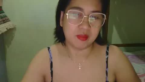 alissalove18 online show from May 12, 2026, 10:07 pm