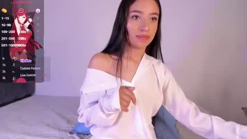 Snapshot of alissarose_ chatting on November 21, 2025, 1:48 am Mara Isabel online show from November 21, 2025, 1:48 am