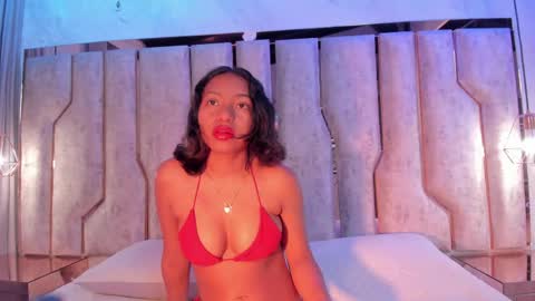 Snapshot of alisse_myers chatting on May 31, 2026, 4:20 am alisse_myers online show from May 31, 2026, 4:20 am