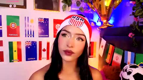 Snapshot of alisse_xx chatting on June 21, 2026, 2:25 am alisse_xx online show from June 21, 2026, 2:25 am