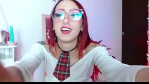 Snapshot of alissesallie_ chatting on January 13, 2025, 3:12 am alissesallie_ online show from January 13, 2025, 3:12 am