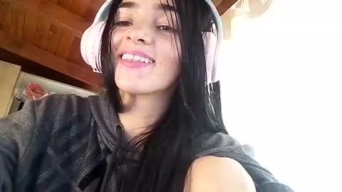 Alisson369  online show from February 5, 2025, 1:54 pm