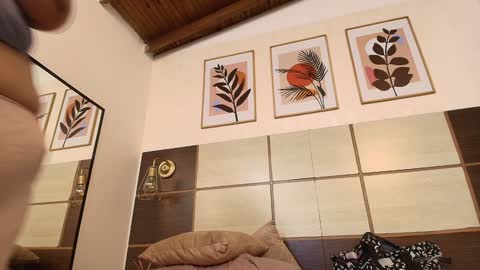 Alisson online show from February 7, 2025, 5:51 pm