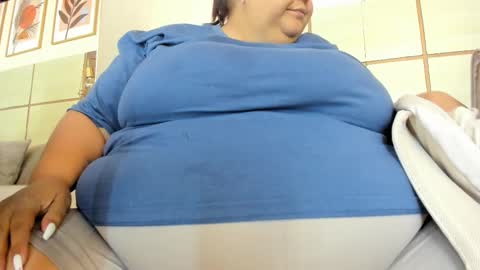 Alisson online show from September 15, 2025, 11:32 am