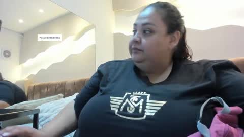 Alisson online show from April 23, 2026, 11:31 am