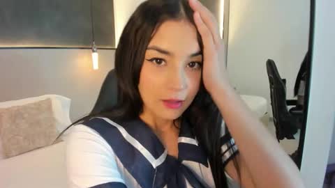 alisson_girl_ online show from November 12, 2025, 7:13 pm