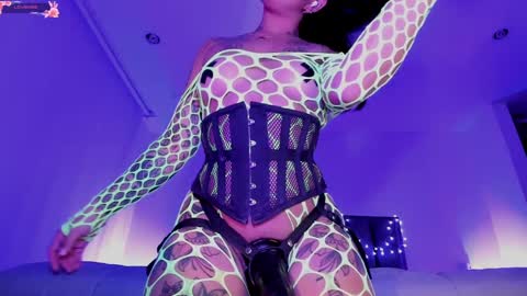 Snapshot of alisson_rocker chatting on January 3, 2025, 3:49 am online show from January 3, 2025, 3:49 am