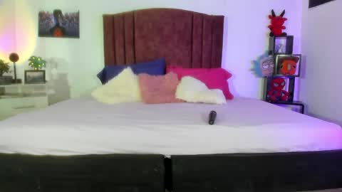 Alisson IG alisson zafiro27 online show from January 13, 2025, 12:02 pm