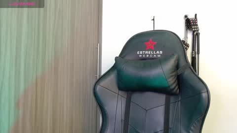 Alisson Beckett online show from January 13, 2025, 11:06 pm