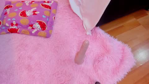 alissonmartin online show from January 18, 2025, 5:52 am