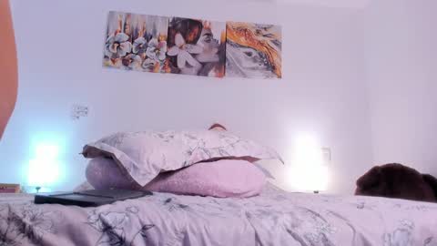 Goddess  online show from October 17, 2025, 2:26 am