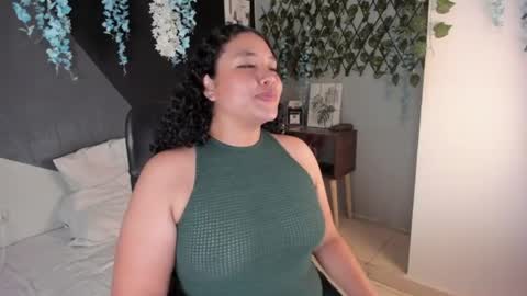 Snapshot of alixon_fiore5 chatting on July 15, 2026, 9:36 am alixon online show from July 15, 2026, 9:36 am