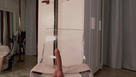 aliyv online show from March 30, 2026, 6:14 am