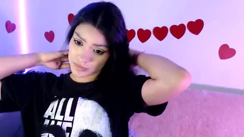 Lola online show from January 30, 2025, 9:47 pm