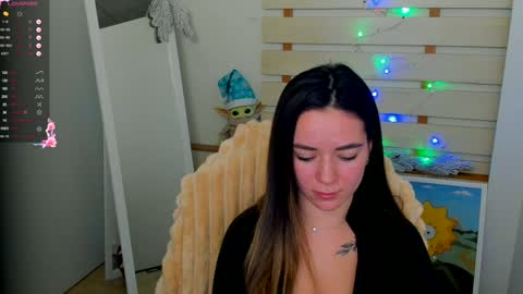 Snapshot of allana_dream chatting on December 17, 2024, 5:58 pm Allana online show from December 17, 2024, 5:58 pm