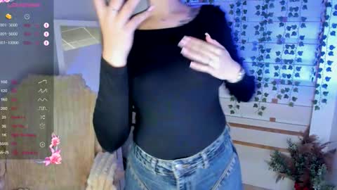 Snapshot of allana_dream chatting on September 10, 2025, 6:46 am Allana online show from September 10, 2025, 6:46 am