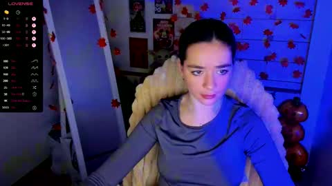 Snapshot of allana_dream chatting on November 9, 2025, 7:39 am Allana online show from November 9, 2025, 7:39 am