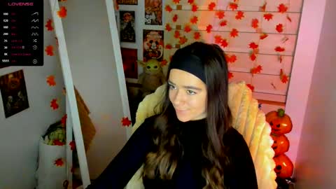 Snapshot of allana_dream chatting on November 15, 2025, 8:00 am Allana online show from November 15, 2025, 8:00 am