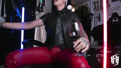   online show from December 24, 2024, 3:37 pm