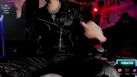   online show from September 30, 2025, 3:06 pm