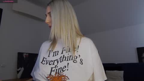 A day u didnt smile is a lost day online show from February 24, 2025, 12:59 pm