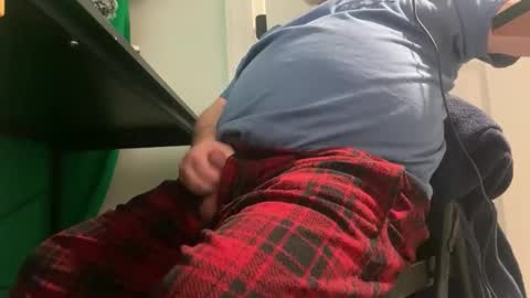 Allergictolove online show from December 13, 2024, 12:09 am