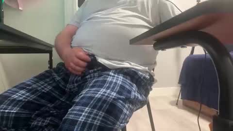 Allergictolove online show from April 22, 2026, 1:30 am