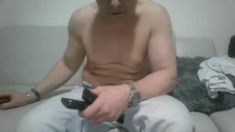 alles594462 online show from February 2, 2026, 12:53 am