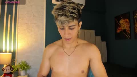 Allex online show from March 8, 2025, 9:50 am