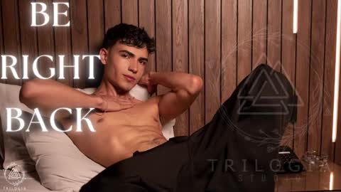 Allex online show from October 30, 2025, 10:21 pm