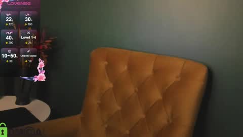 alli_aster online show from March 7, 2025, 1:18 pm